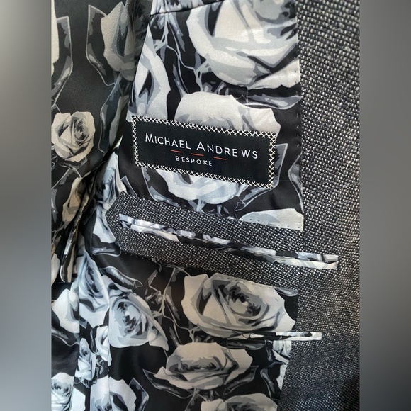 Tailor made Grey suit by Michael Andrews Bespoke - Picture 2 of 5